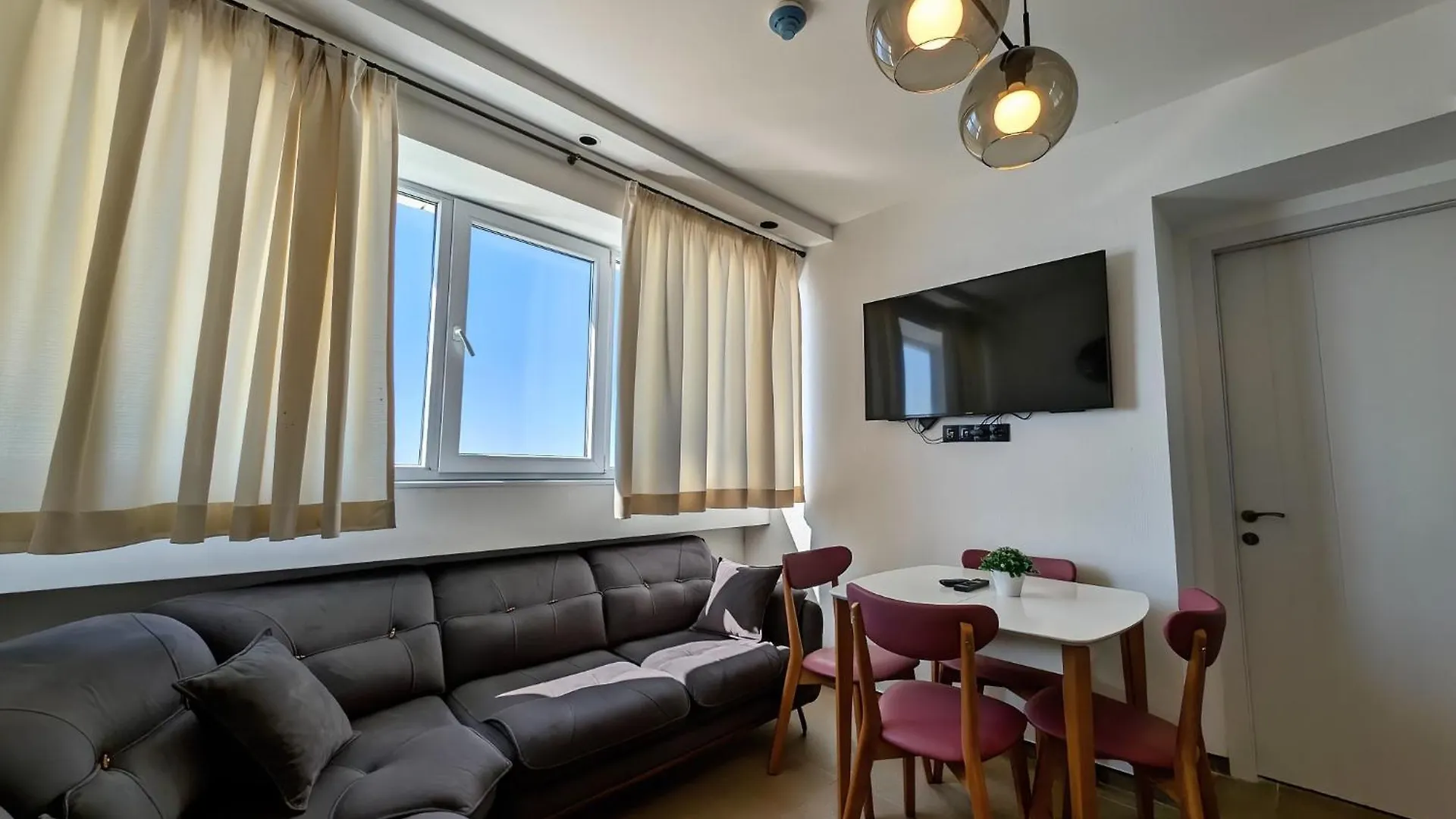 Alliance Palace Batumi Hotel 5*,  Georgia