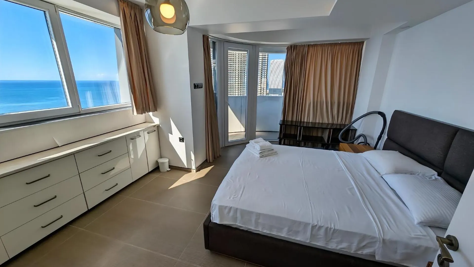 Alliance Palace Batumi Hotel 5*,  Georgia